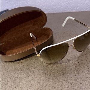 Gucci White and Gold Aviator Sunglasses with Gradient Brown Lenses